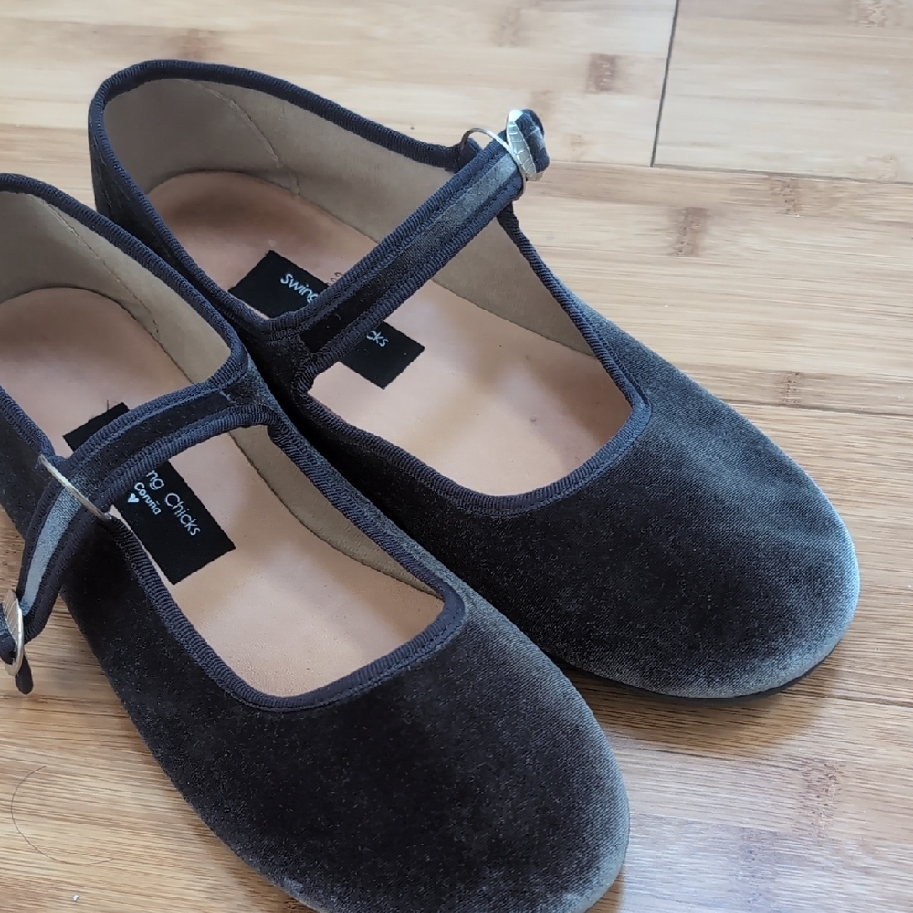 Gray Velvet Flats with Adjustable Strap